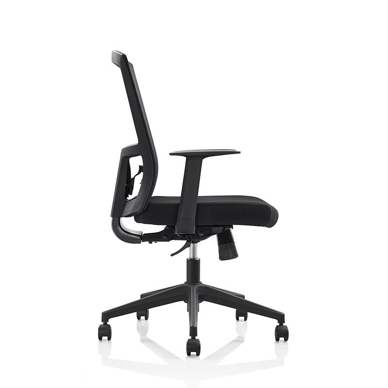 Breathable mesh office chair